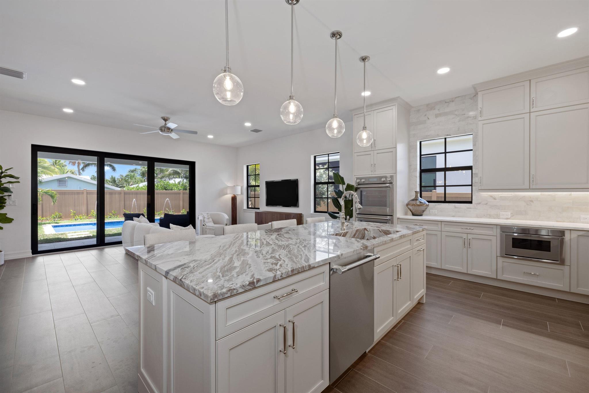 PALM BEACH SHORES - Residential