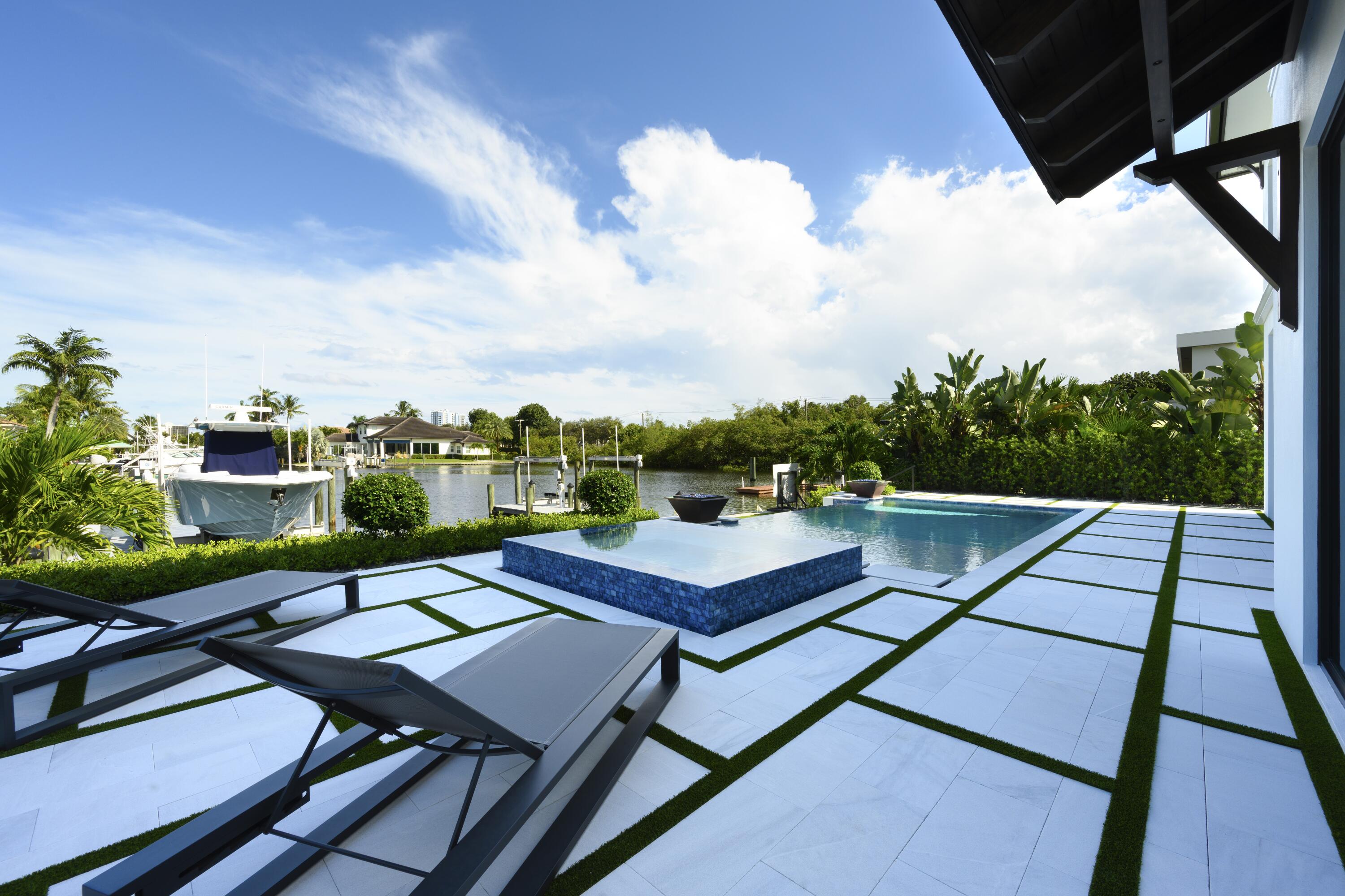 PALM BEACH LAKE WORTH ESTATES 2 - Residential