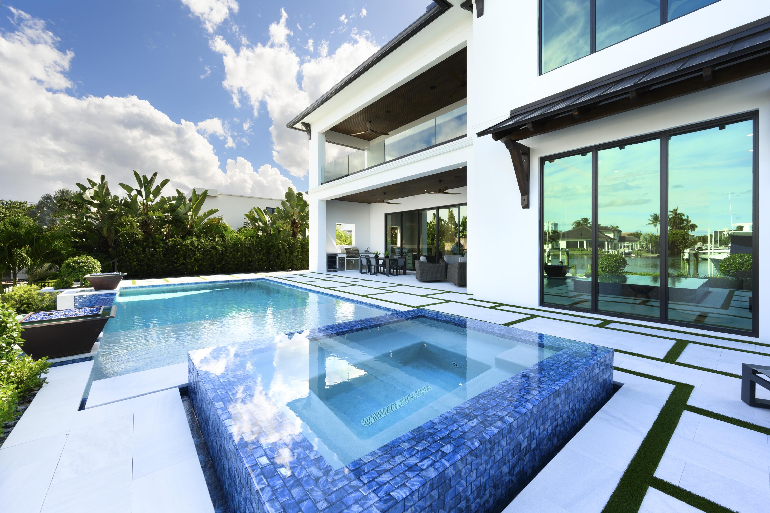 PALM BEACH LAKE WORTH ESTATES 2 - Residential