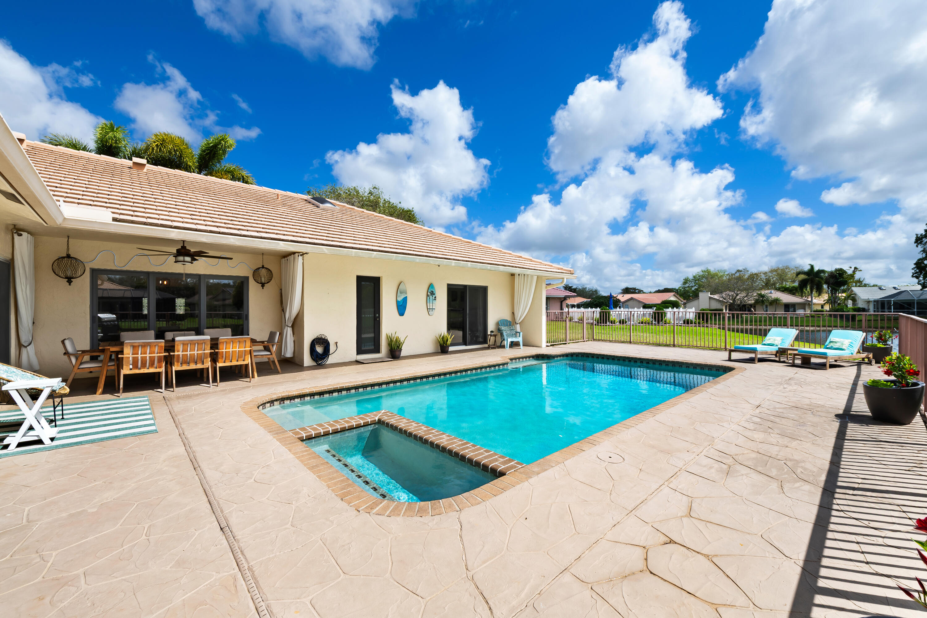 CYPRESS GLEN - Residential