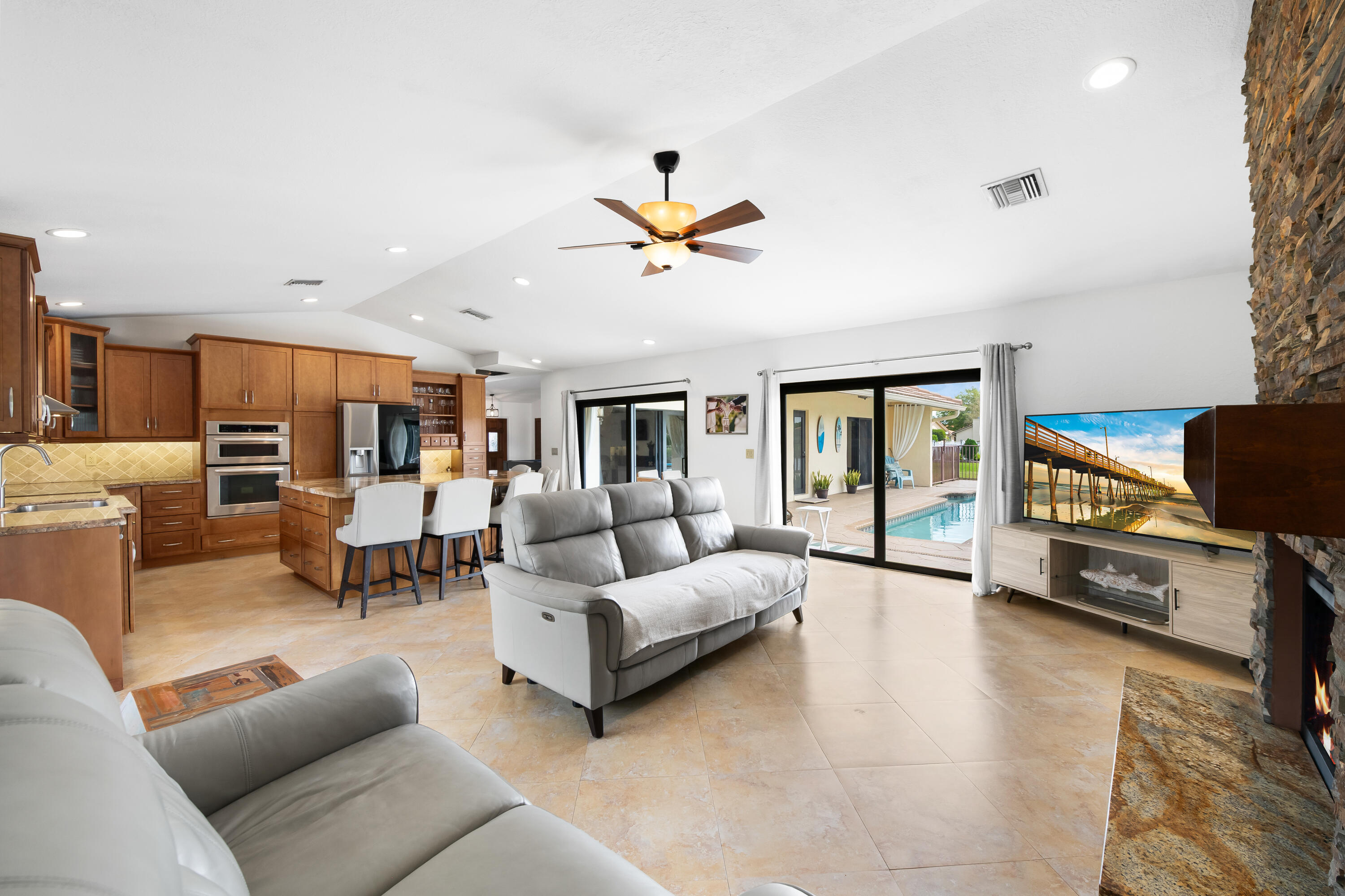 CYPRESS GLEN - Residential