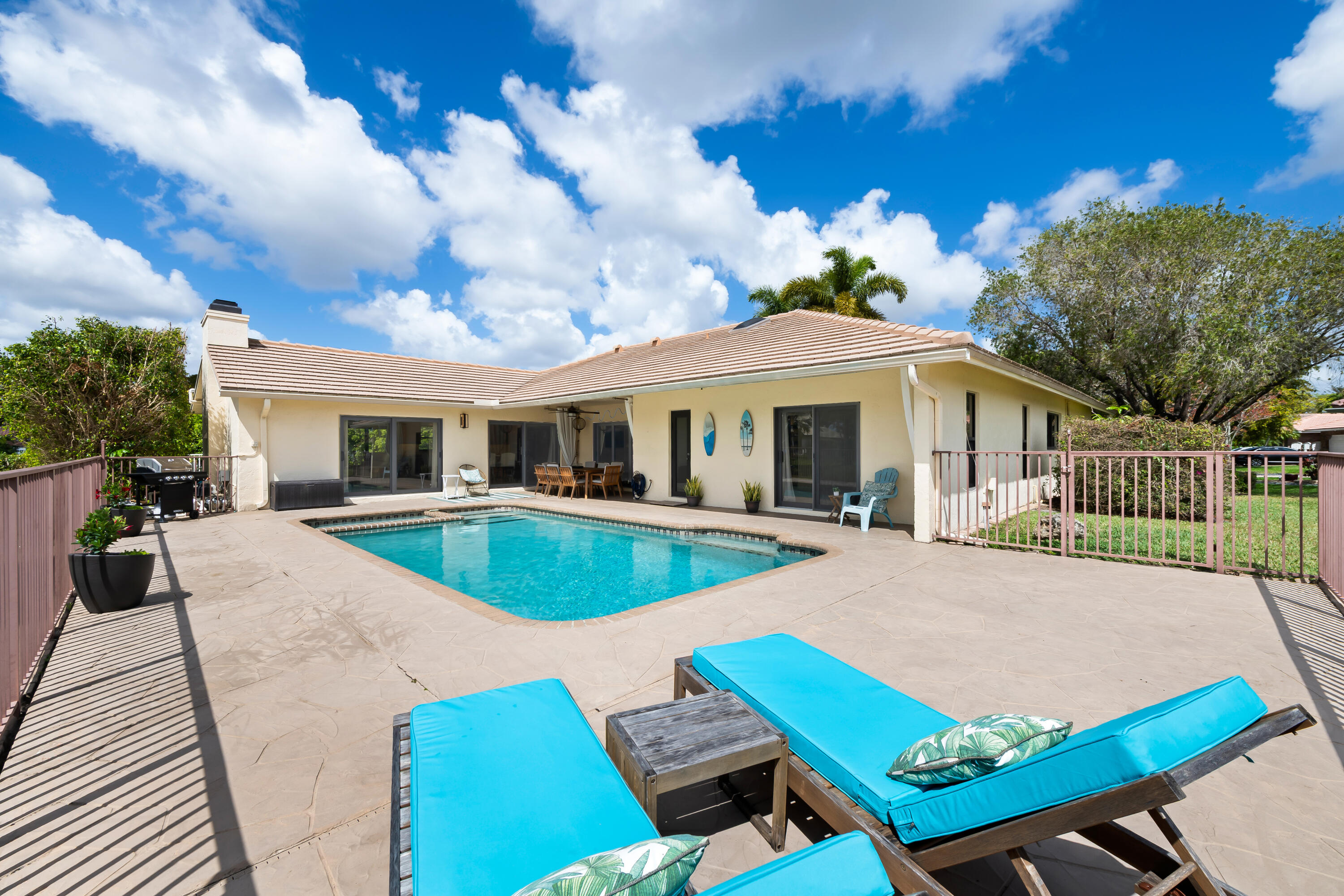 CYPRESS GLEN - Residential