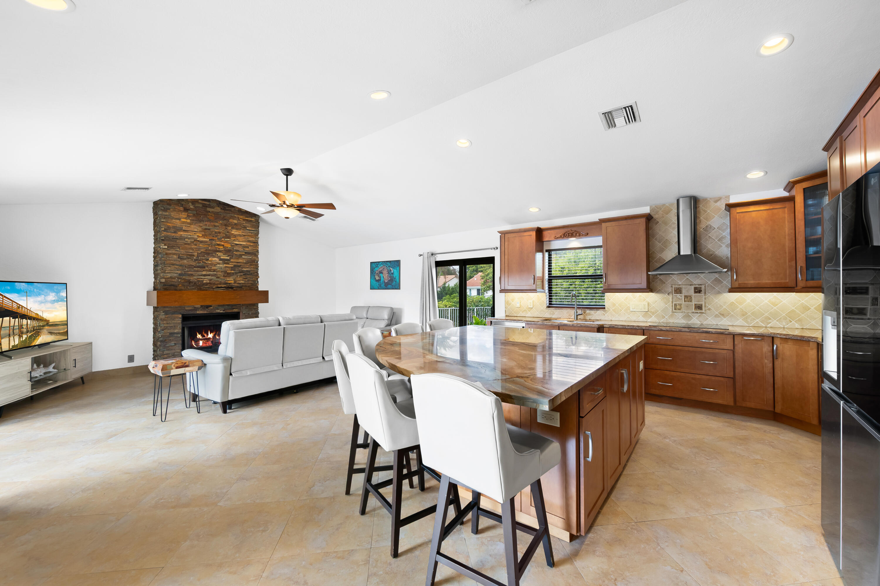 CYPRESS GLEN - Residential