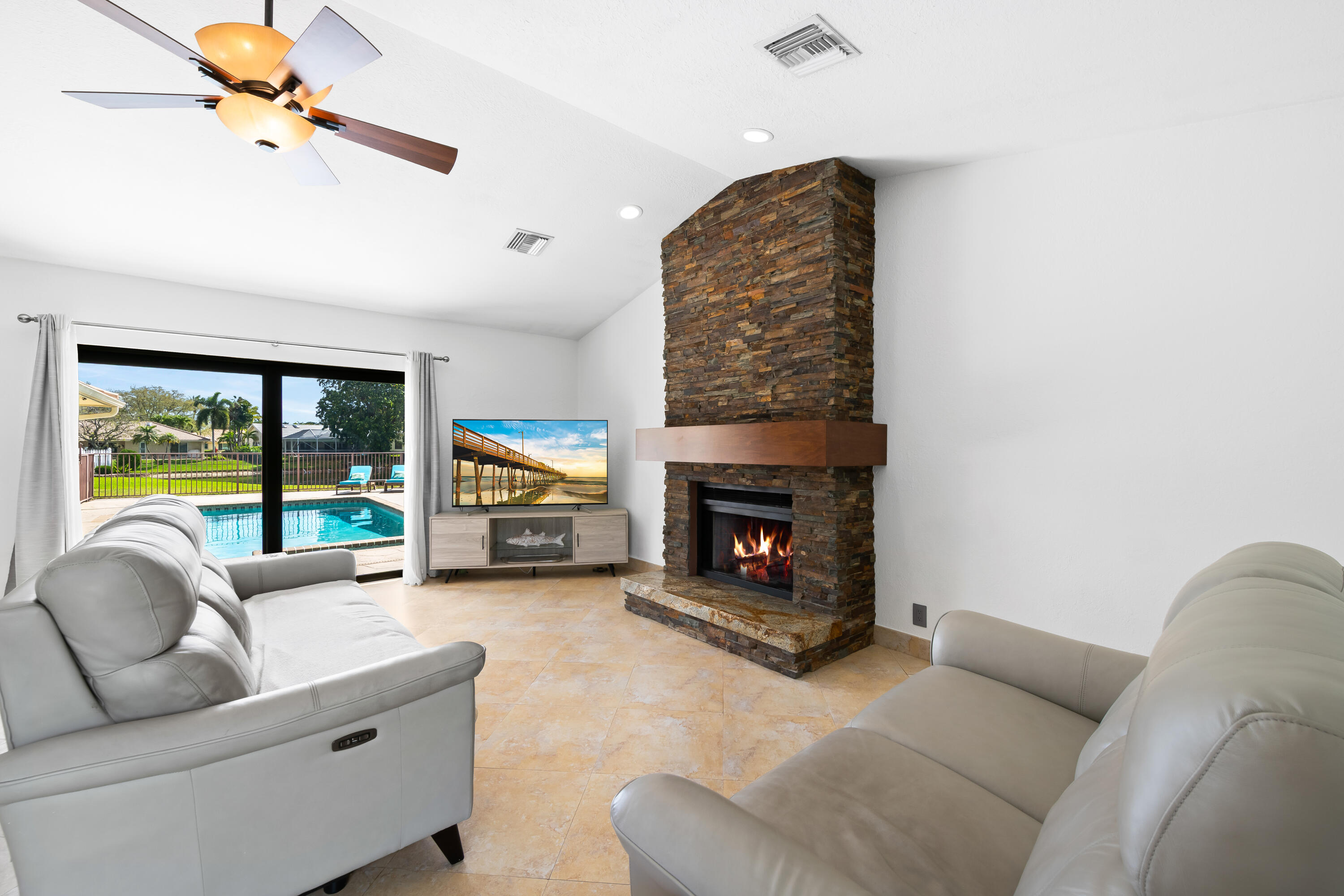 CYPRESS GLEN - Residential