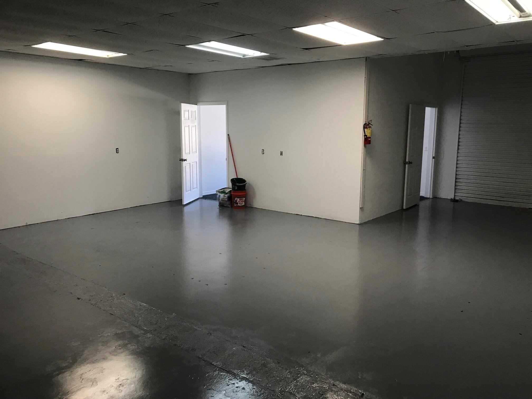 PORT ST LUCIE SECTION 13 - Commercial Lease