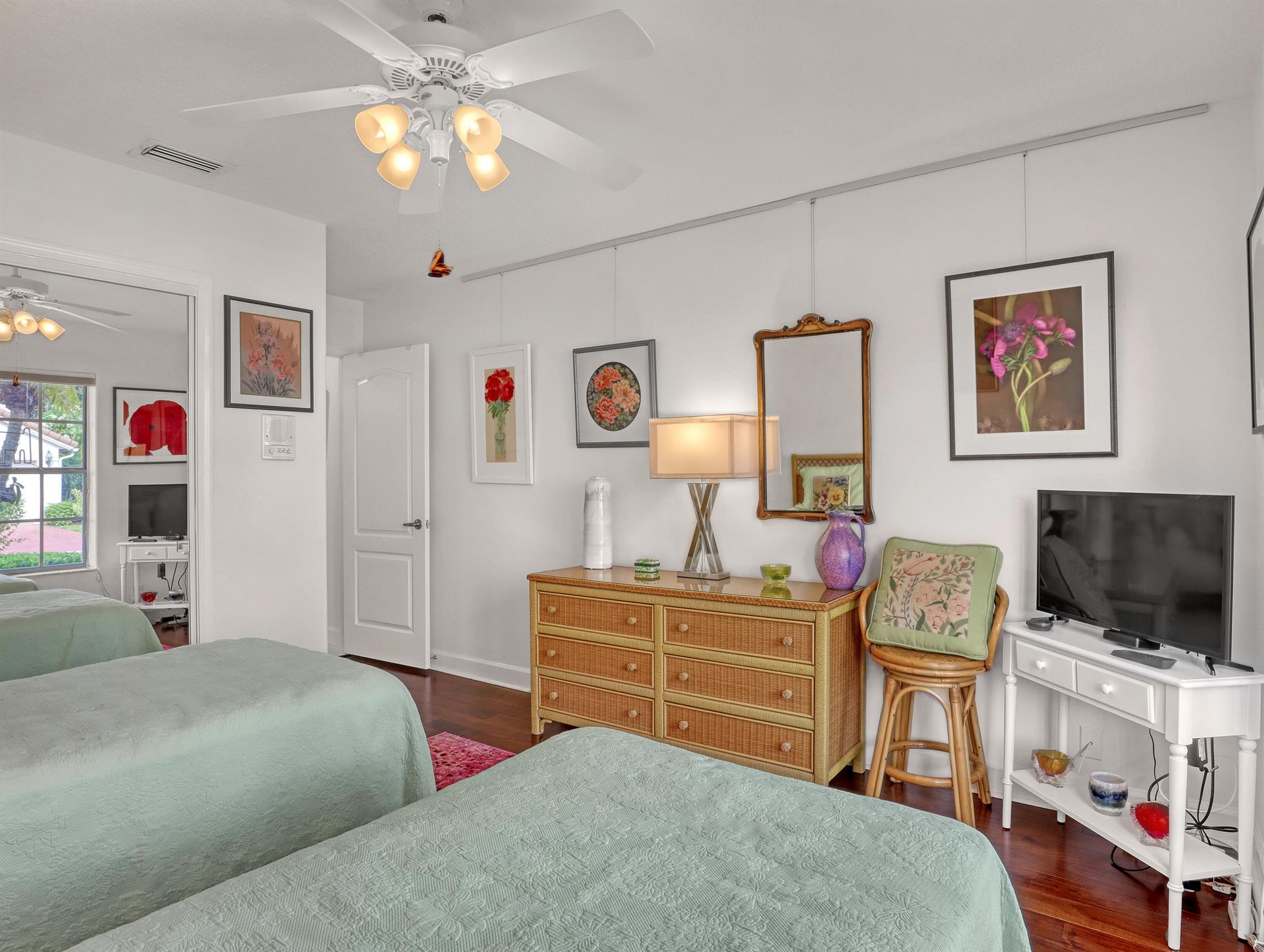 PGA RESORT COMMUNITY OF A - Residential