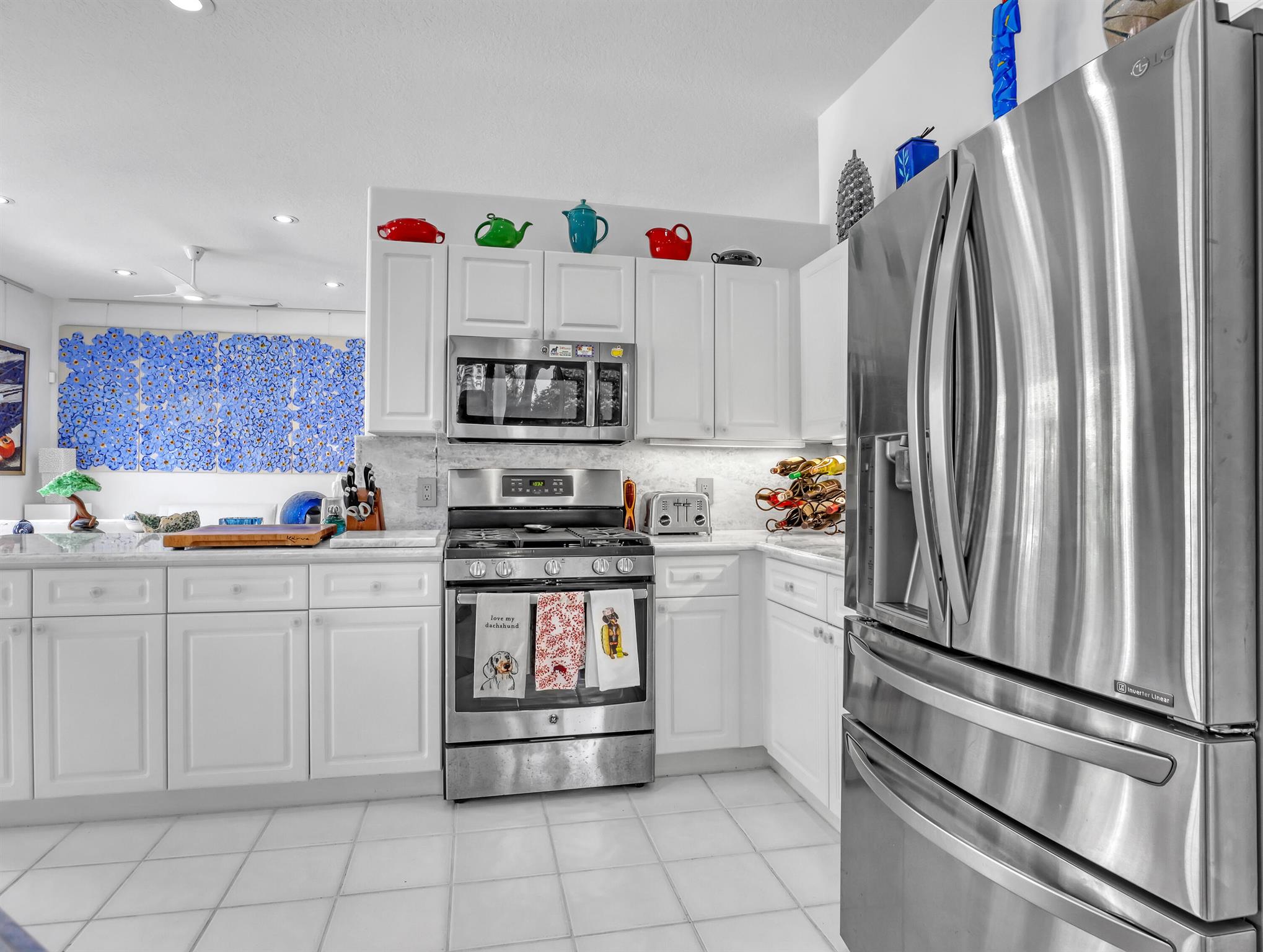 PGA RESORT COMMUNITY OF A - Residential