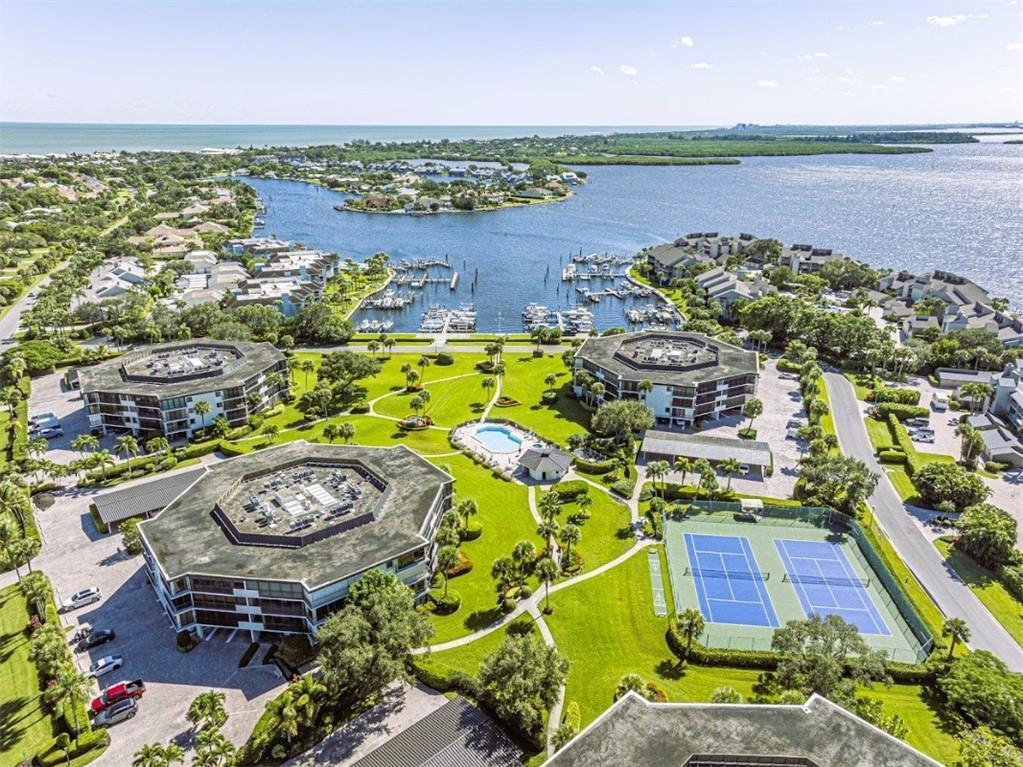 ''''''HARBOUR SIDE YACHT - Residential Lease