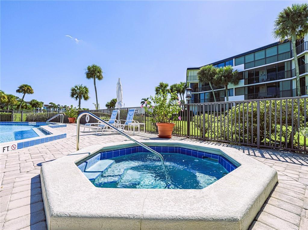 ''''''HARBOUR SIDE YACHT - Residential Lease