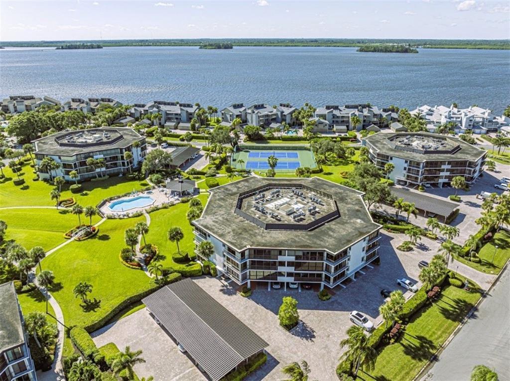 ''''''HARBOUR SIDE YACHT - Residential Lease