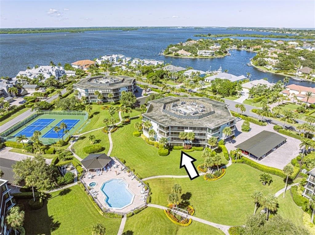 ''''''HARBOUR SIDE YACHT - Residential Lease