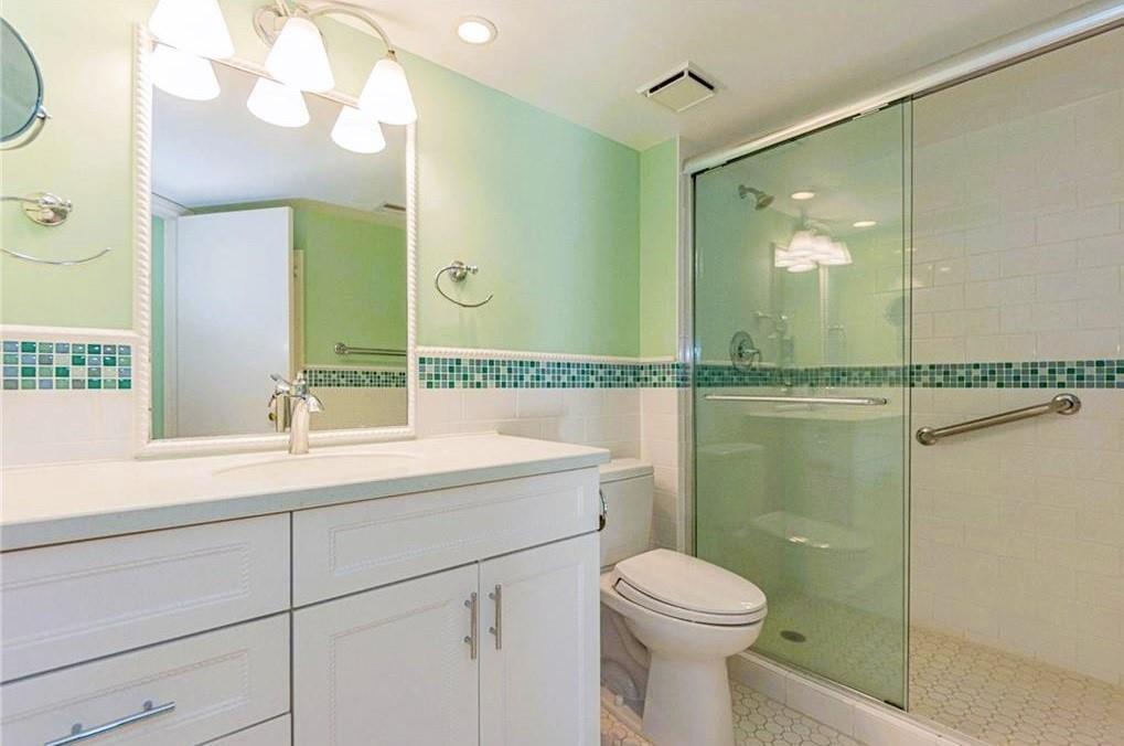 ''''''HARBOUR SIDE YACHT - Residential Lease