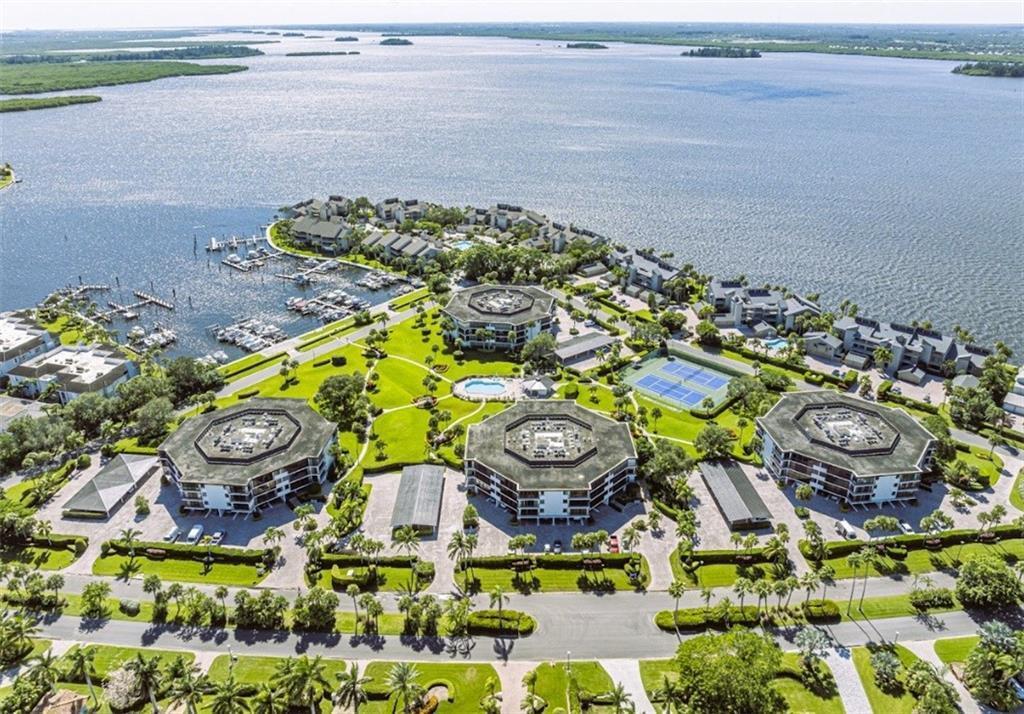 ''''''HARBOUR SIDE YACHT - Residential Lease