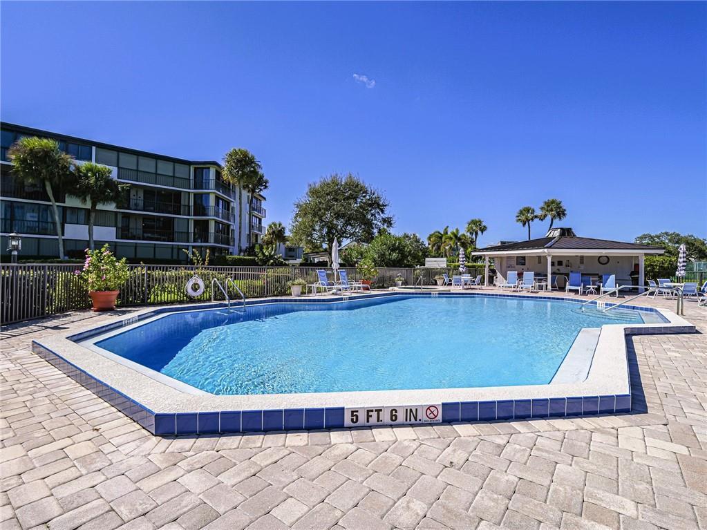 ''''''HARBOUR SIDE YACHT - Residential Lease