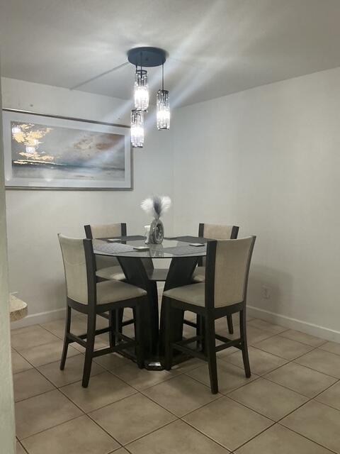 CHARTER CLUB OF PALM BEACH CONDO - Residential Lease