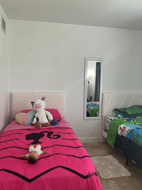 CHARTER CLUB OF PALM BEACH CONDO - Residential Lease