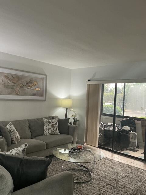 CHARTER CLUB OF PALM BEACH CONDO - Residential Lease