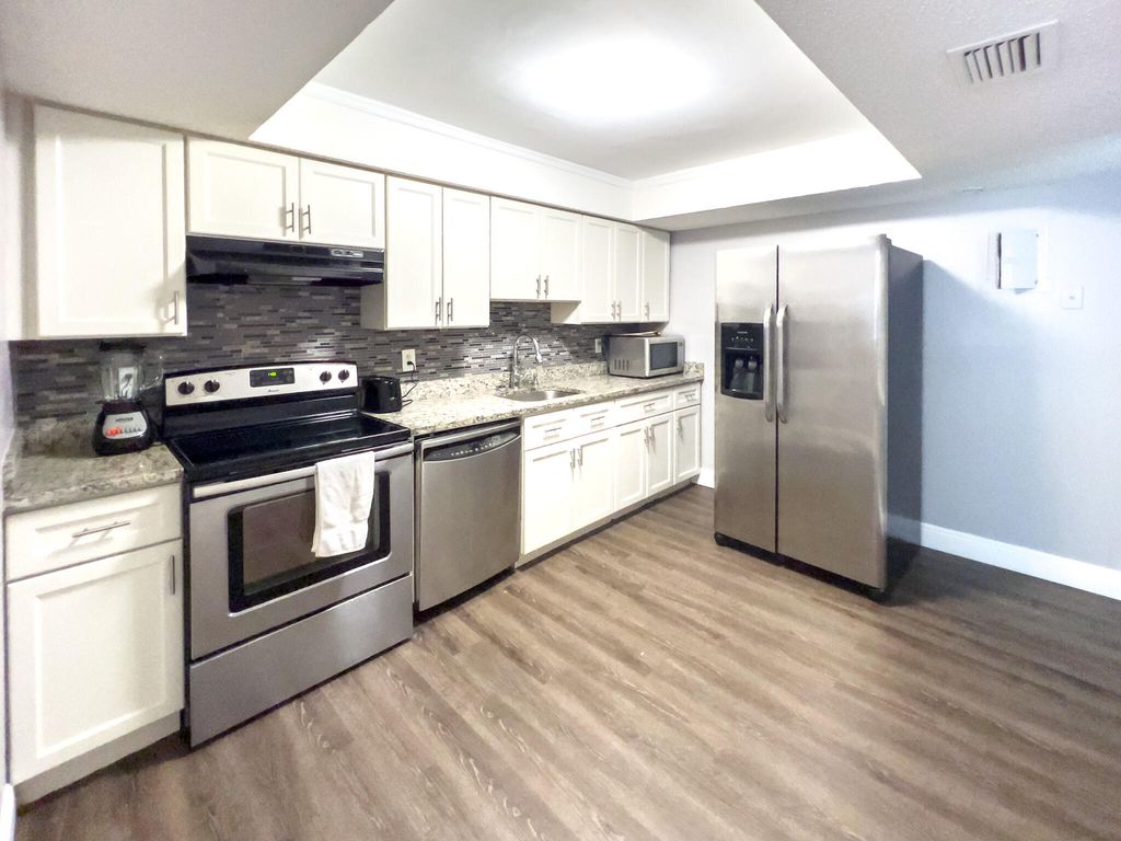 Photo of 101 NE 4th Street # 7, Delray Beach, FL 33444 (MLS # R10983146)