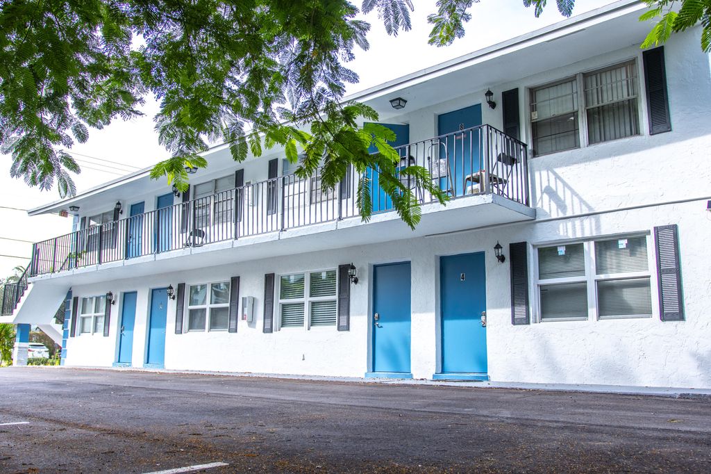 Photo of 101 NE 4th Street # 7, Delray Beach, FL 33444 (MLS # R10983146)