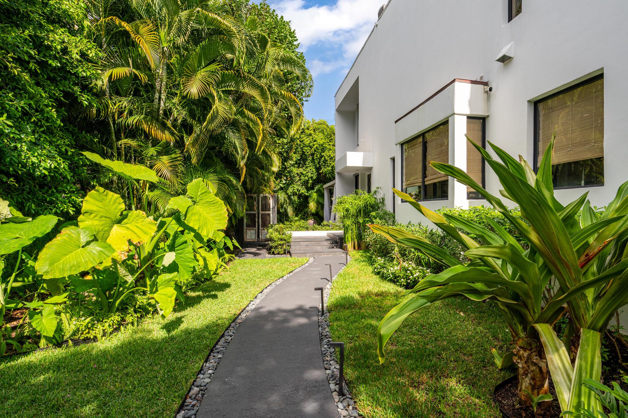 423 Chilean Avenue 423