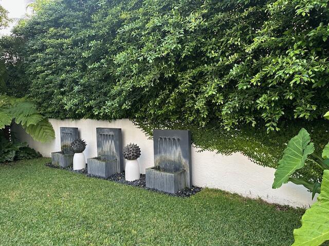 423 Chilean Avenue 423