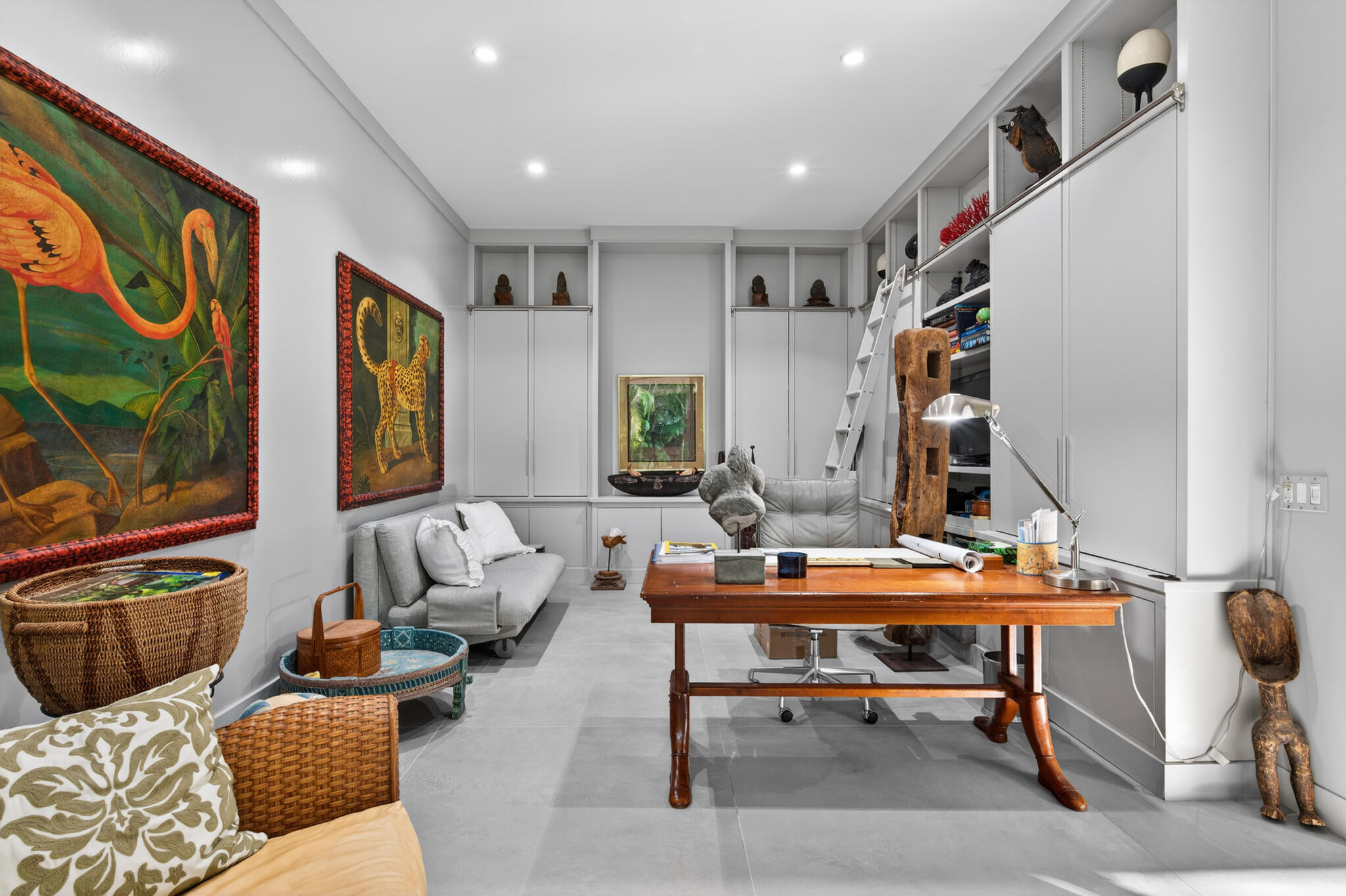 ADAMS HOUSE - Residential