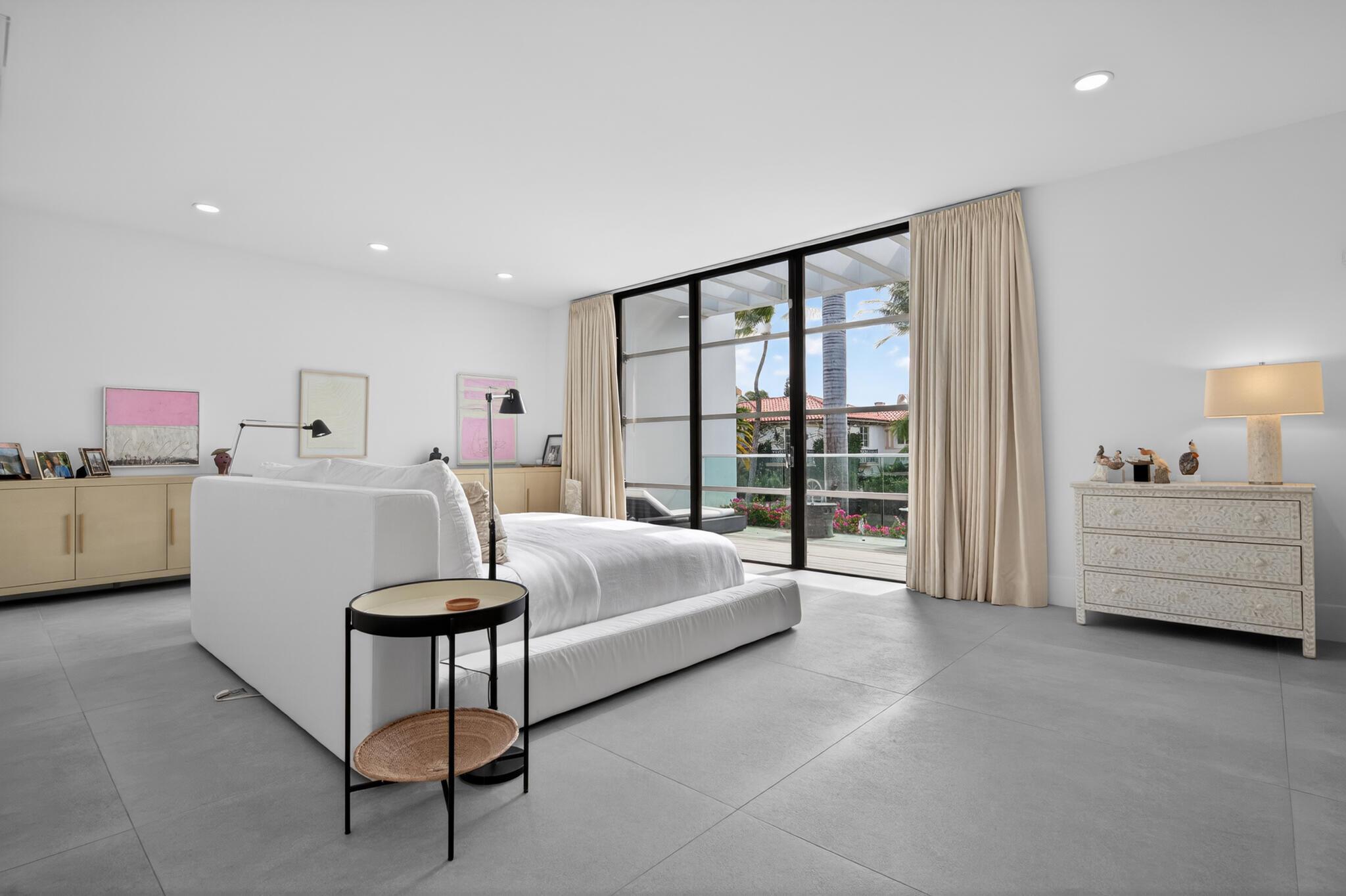 ADAMS HOUSE - Residential