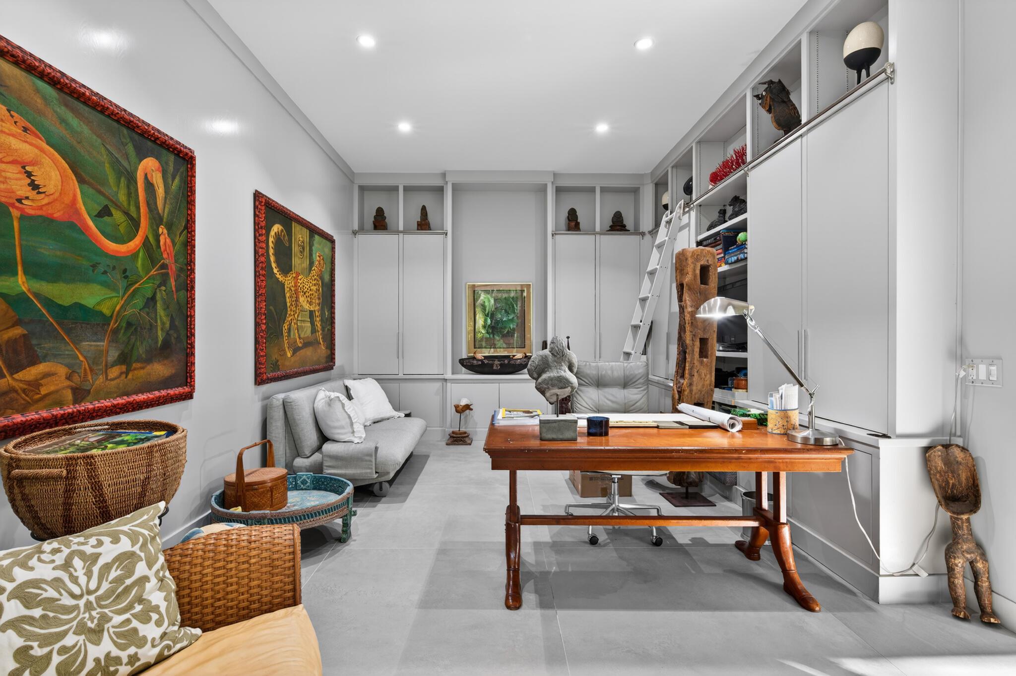 ADAMS HOUSE - Residential