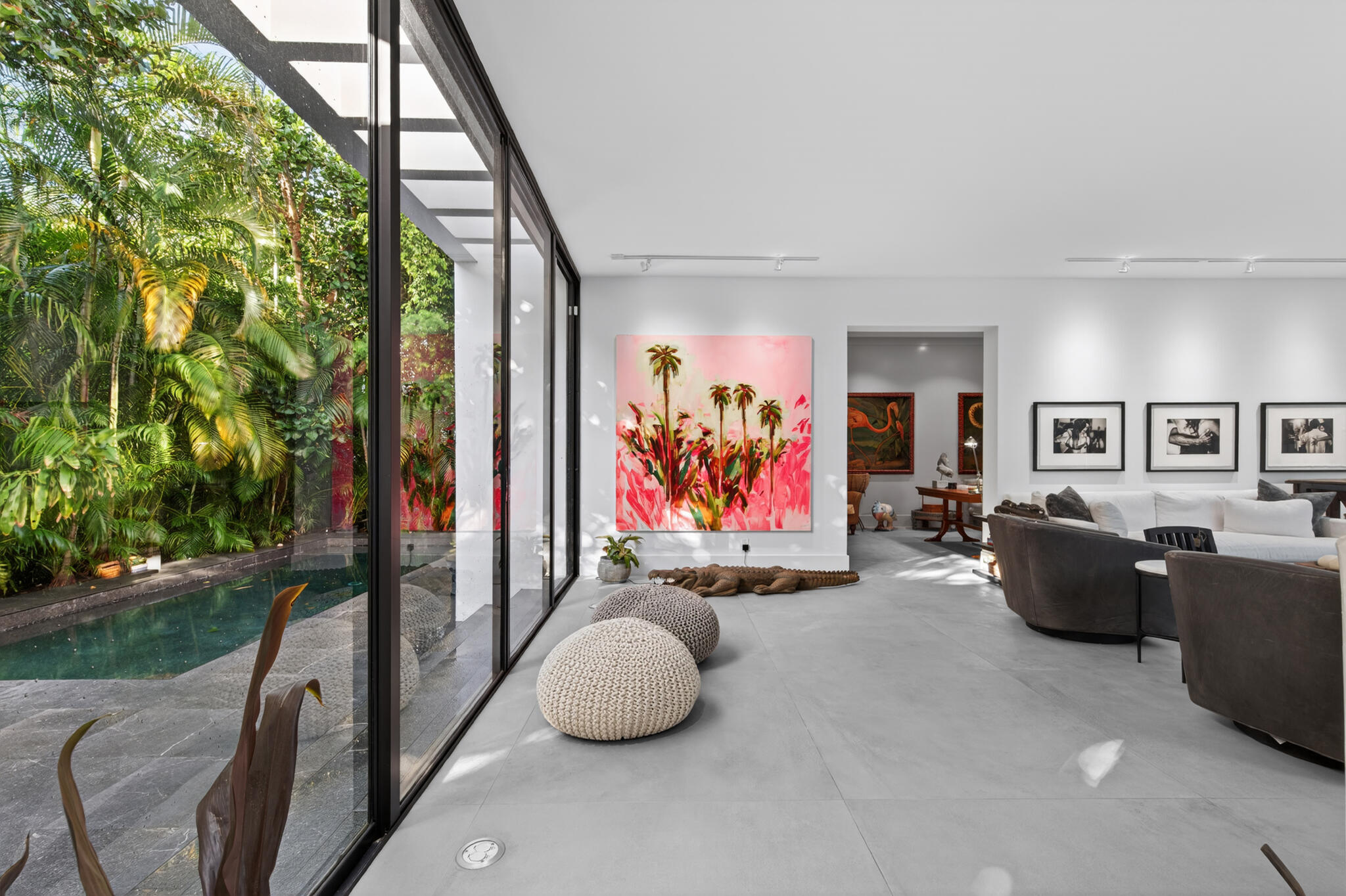 ADAMS HOUSE - Residential