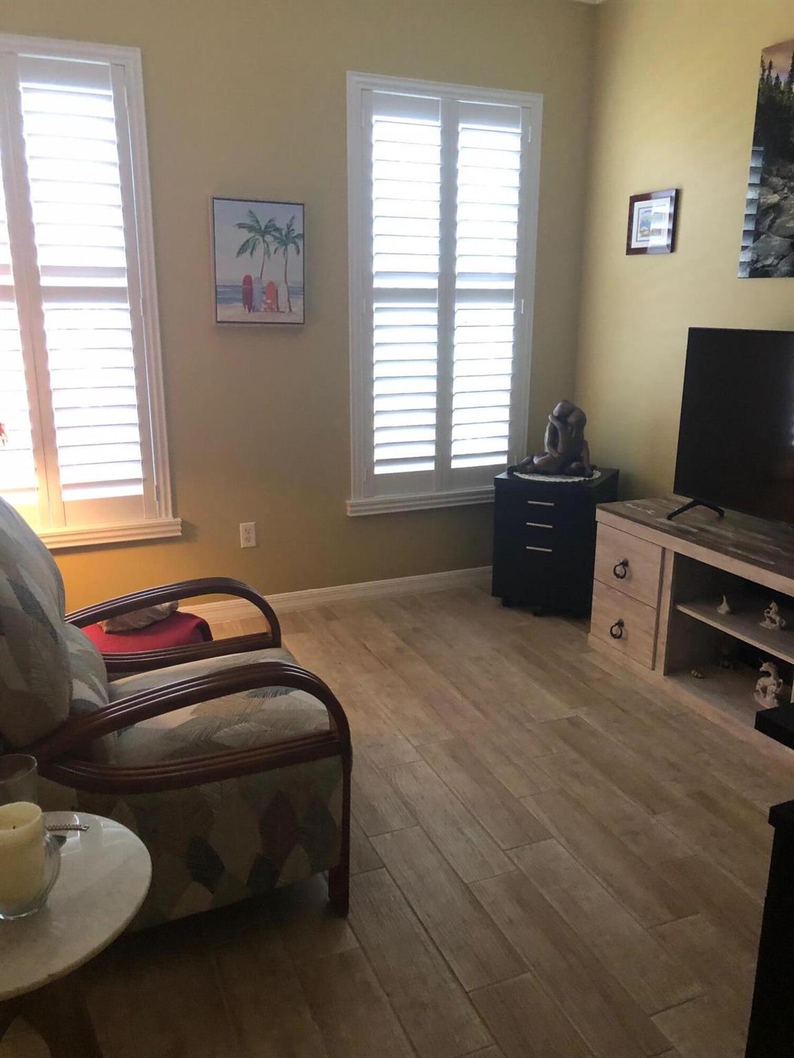 Heritage Oaks - Residential