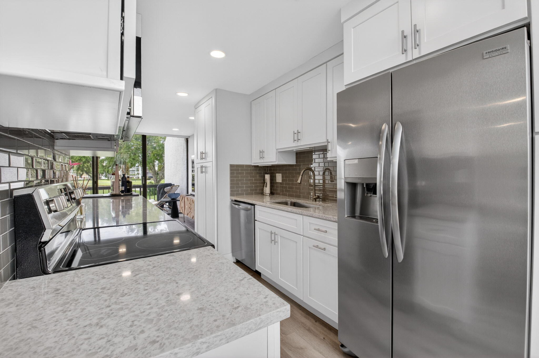 BRIDGEWOOD TOWNHOUSE CONDO - Residential