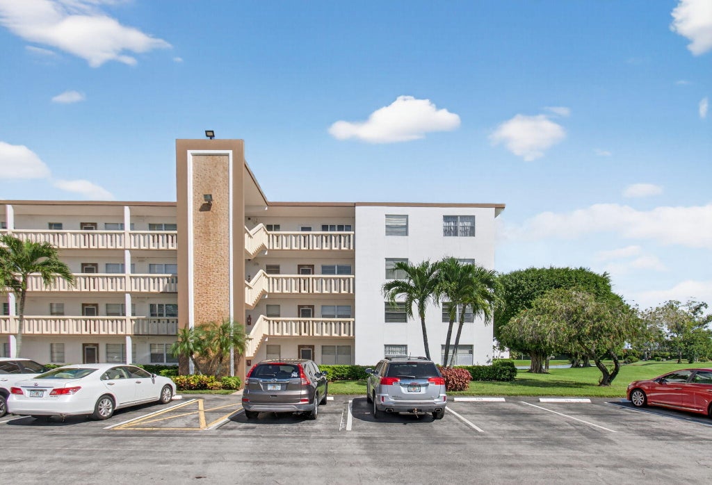 Photo of 2001 Guildford A, Boca Raton, FL 33434 (MLS # R11136137)