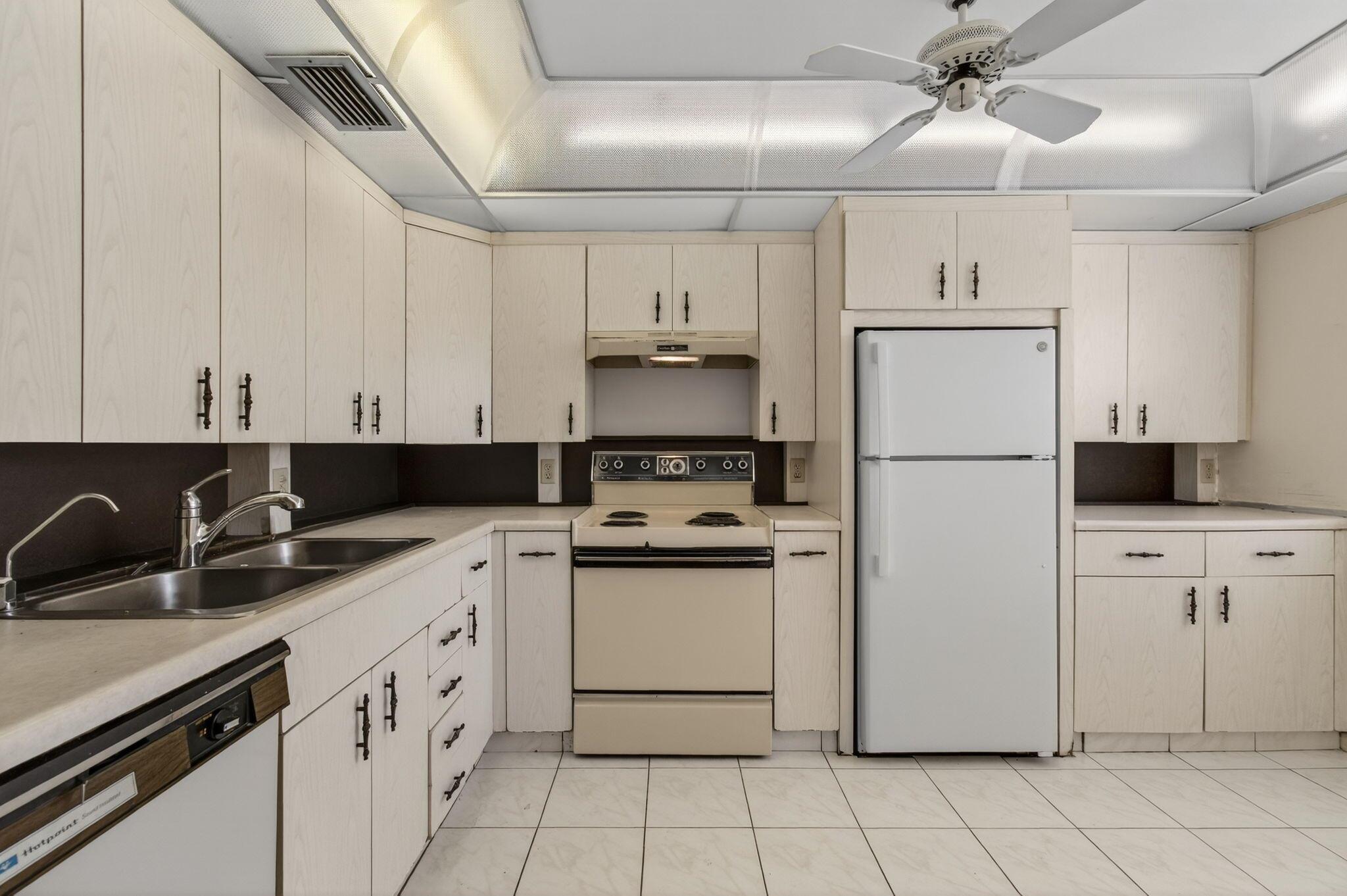 CENTURY VILLAGE - Residential