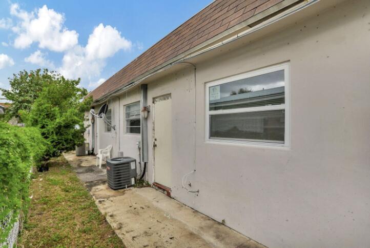 OCEAN DRIVE ESTATES - Residential Lease