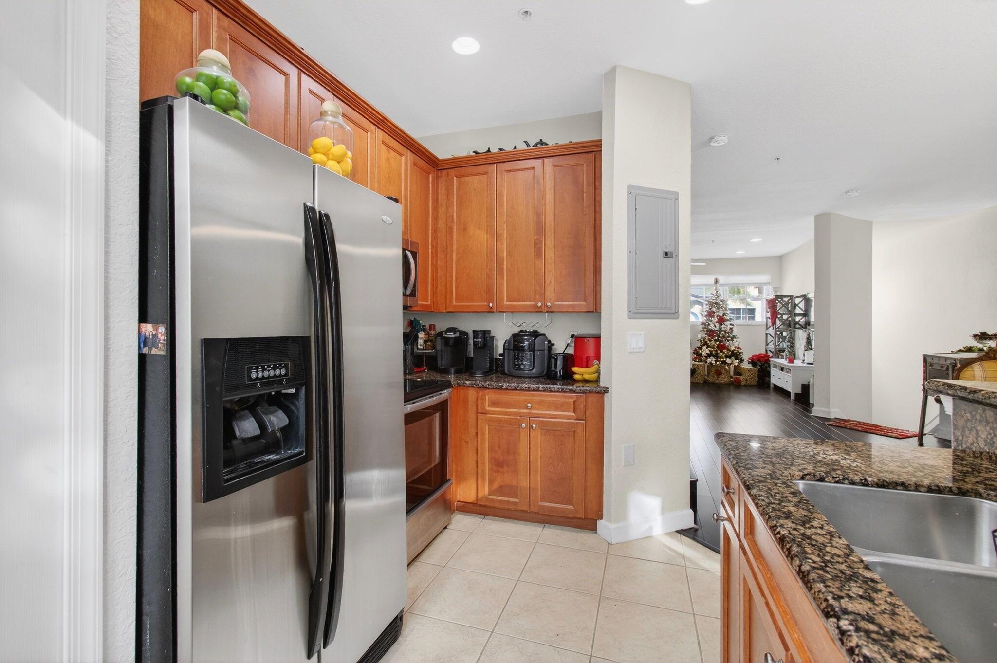 BAYFRONT OF BOYNTON BEACH - Residential Lease