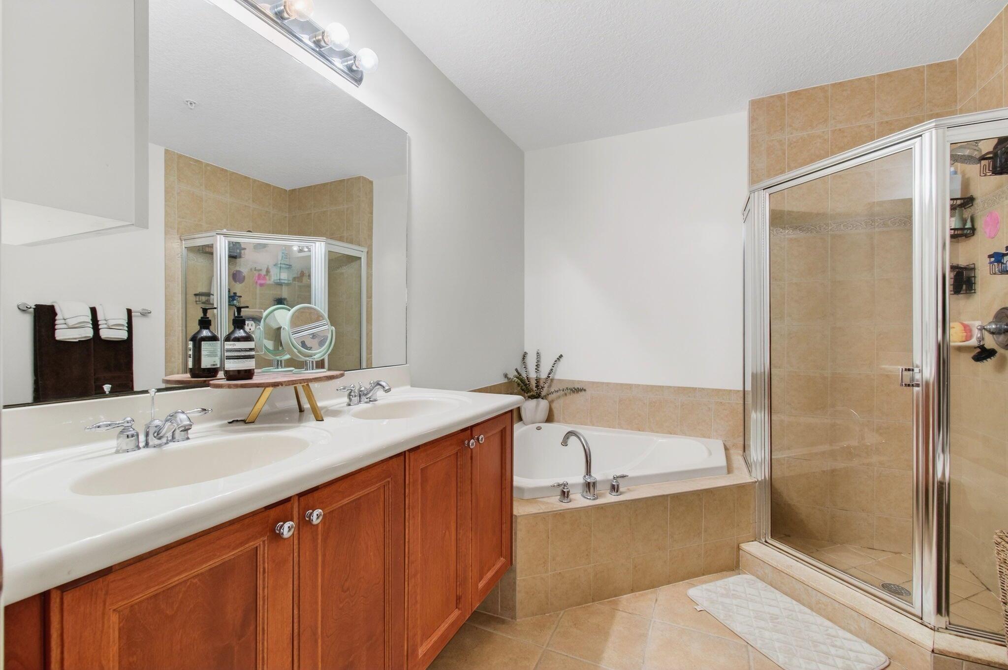 BAYFRONT OF BOYNTON BEACH - Residential Lease