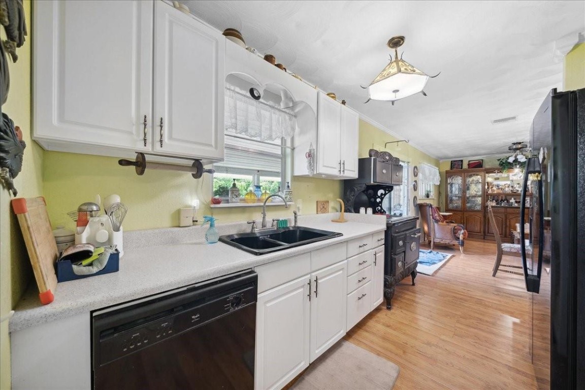 ROUSSEAU RIVERSHORES - Residential