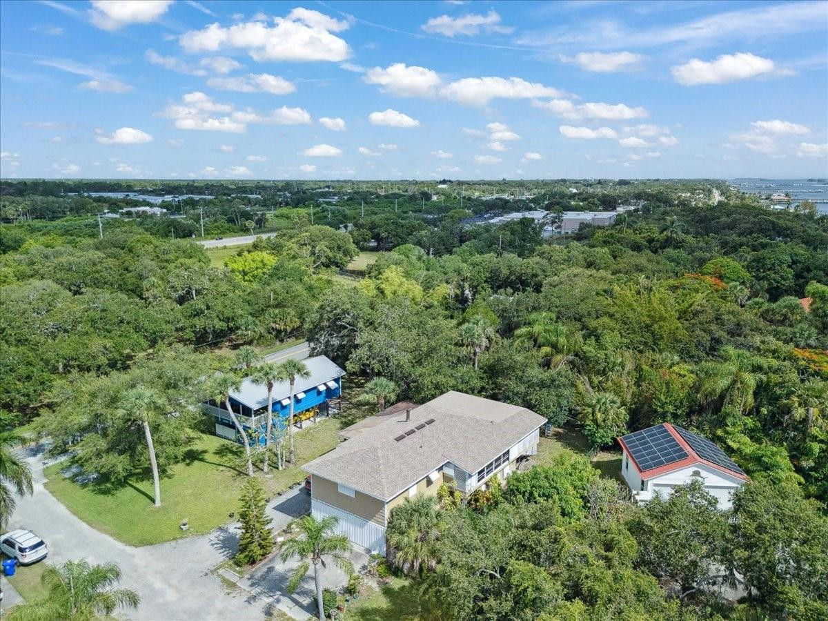 ROUSSEAU RIVERSHORES - Residential