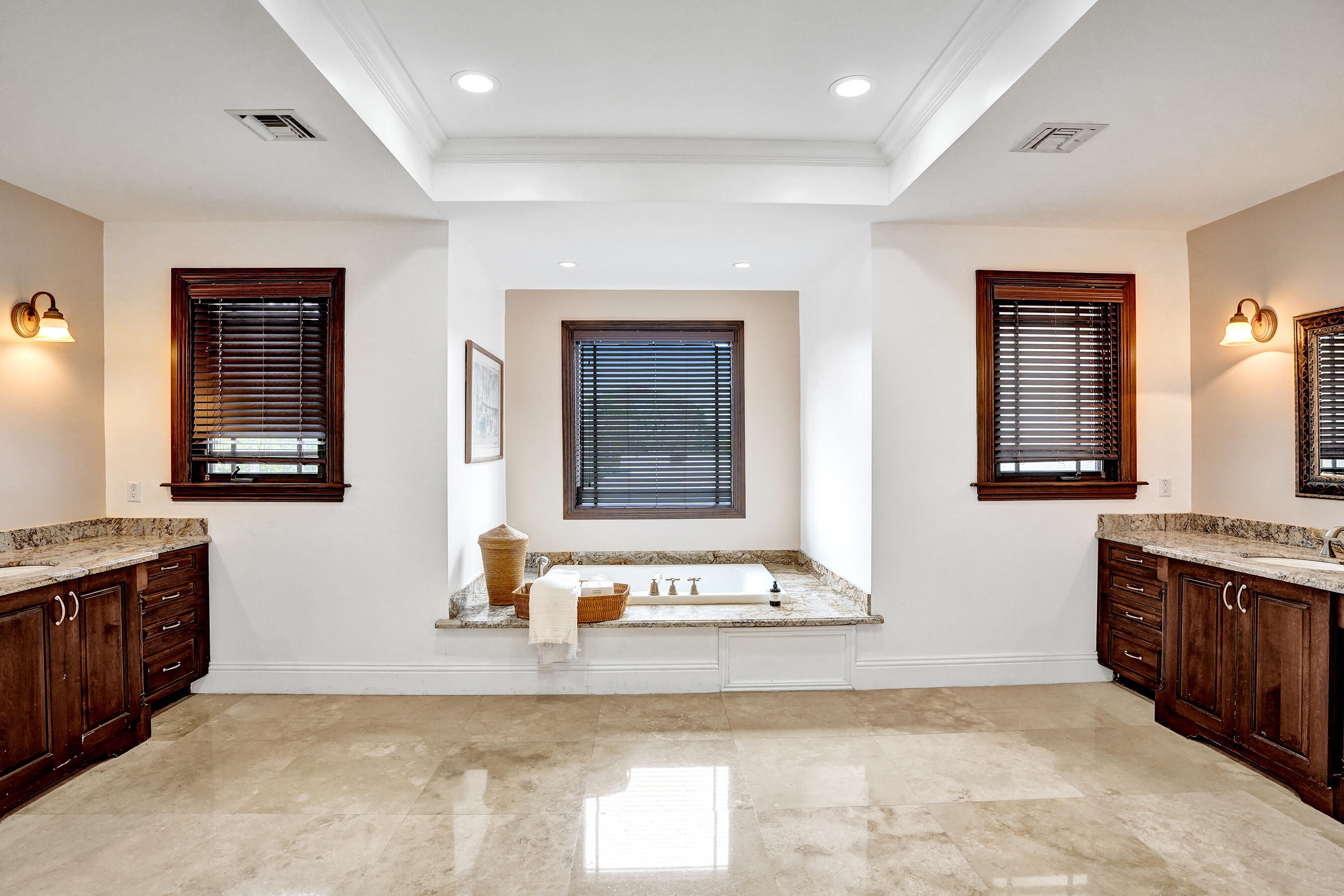 Coral Ridge Country Club - Residential