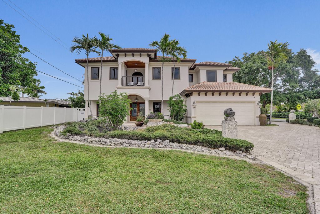 Photo of 4700 NE 29th Avenue, Fort Lauderdale, FL 33308 (MLS # B26017944)