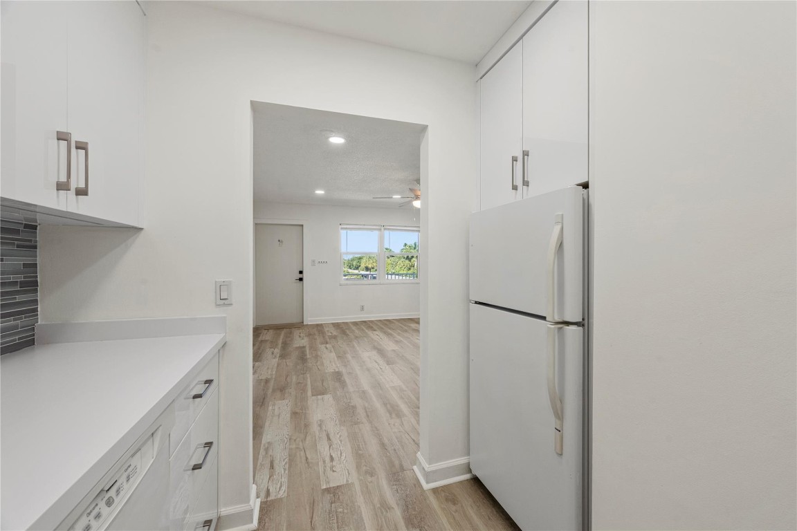 Harbor's Edge Condominium - Residential