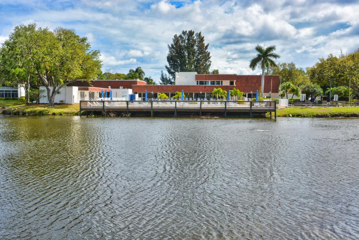 VISTA DEL LAGO CONDO - Residential