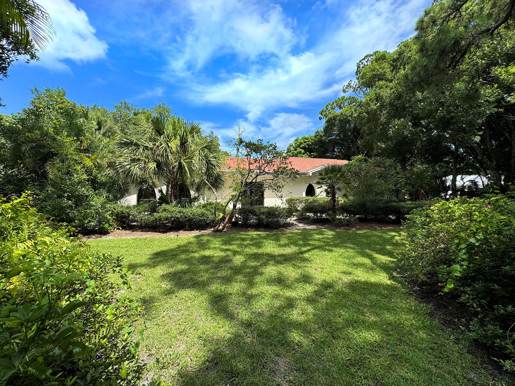 PINEWOOD LANE - Residential
