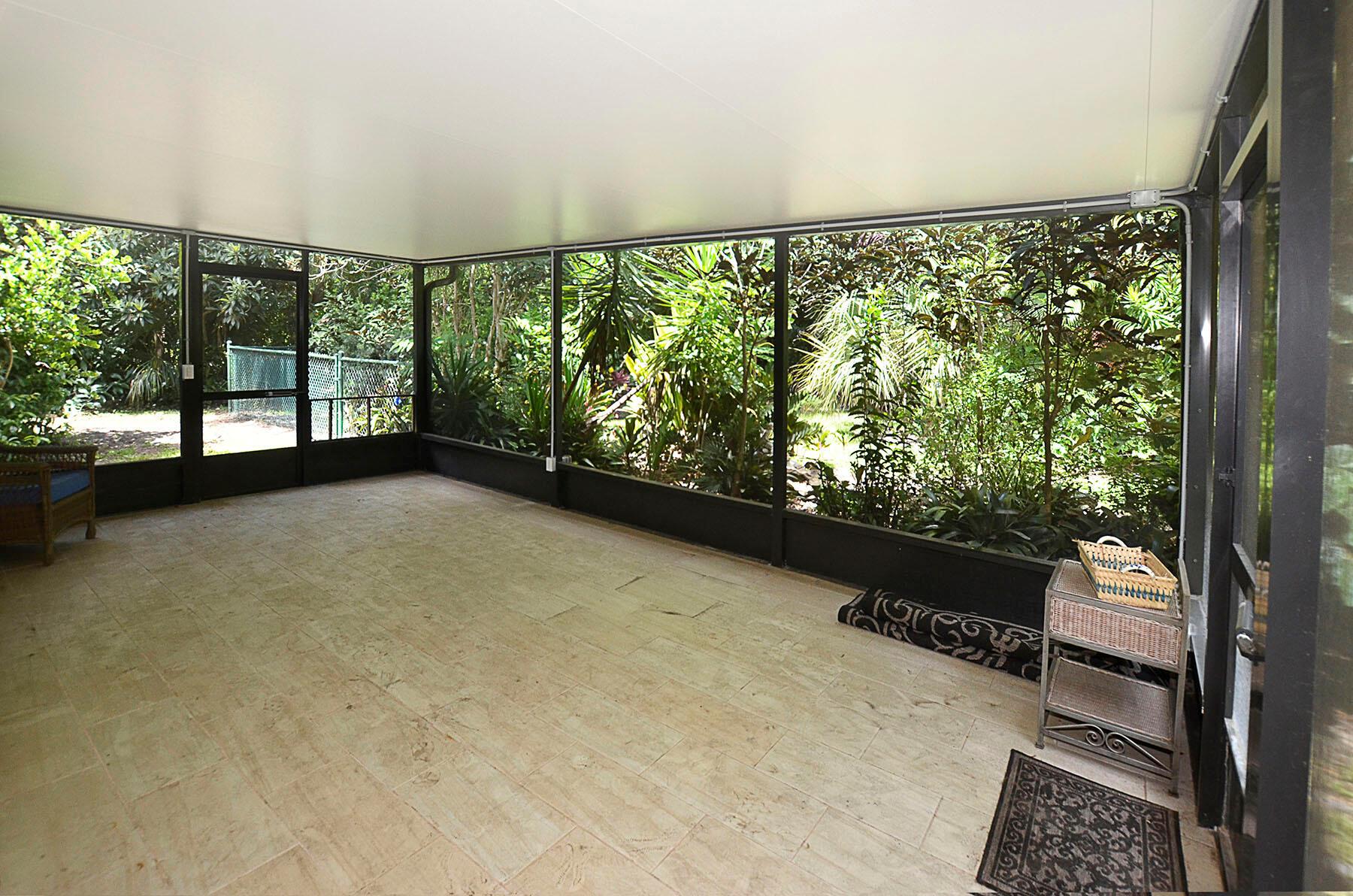 PINEWOOD LANE - Residential