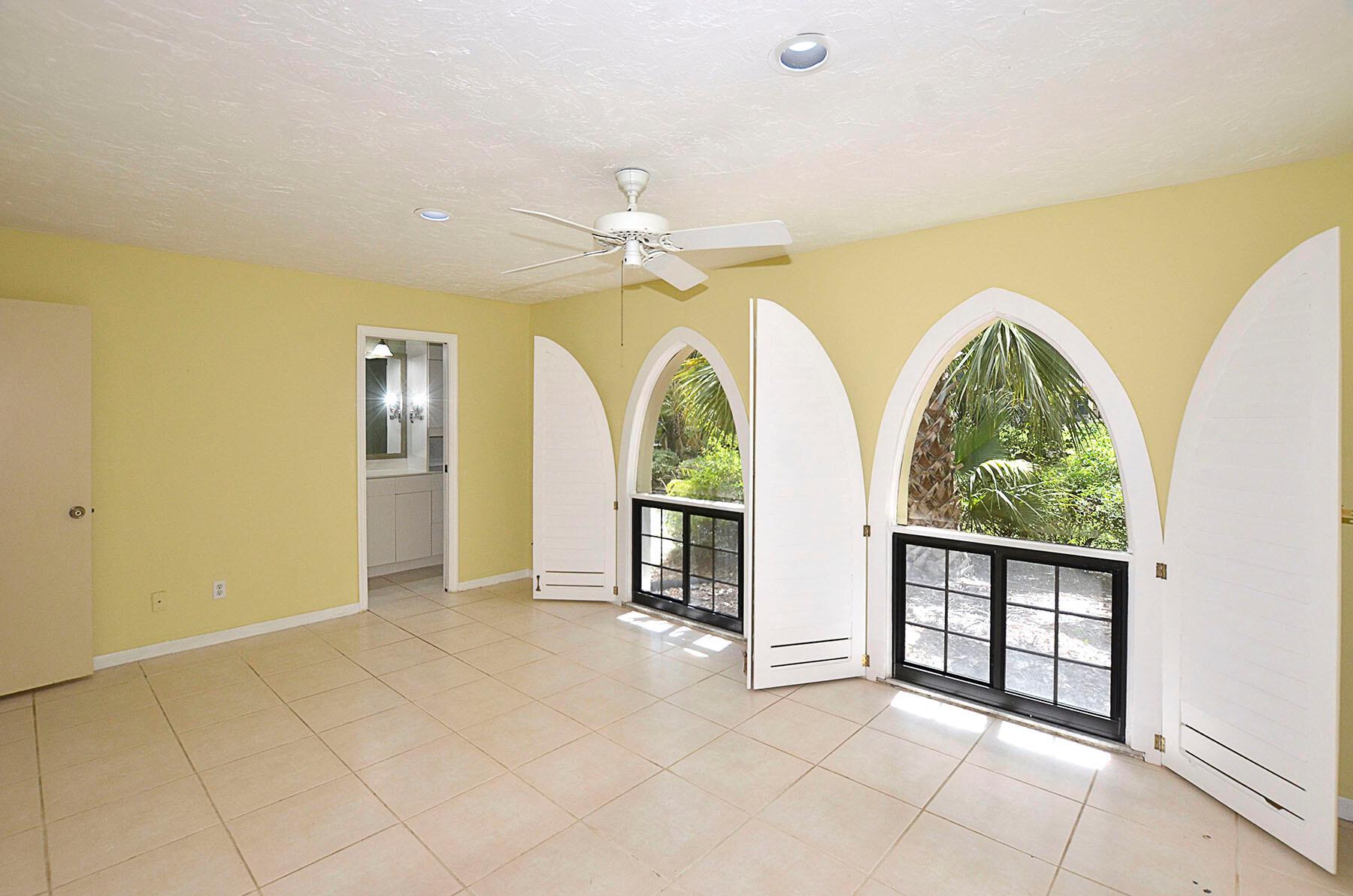 PINEWOOD LANE - Residential