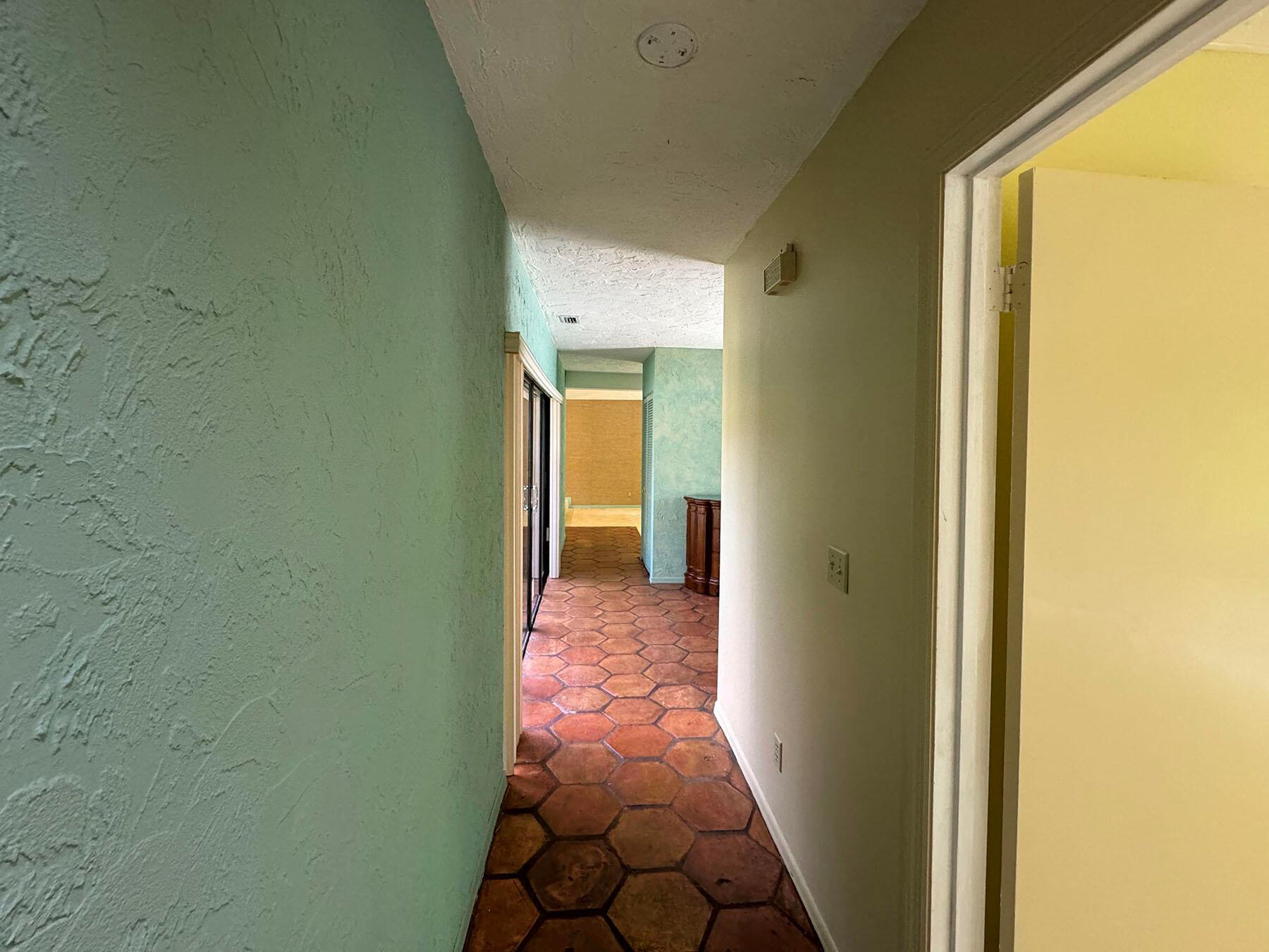 PINEWOOD LANE - Residential