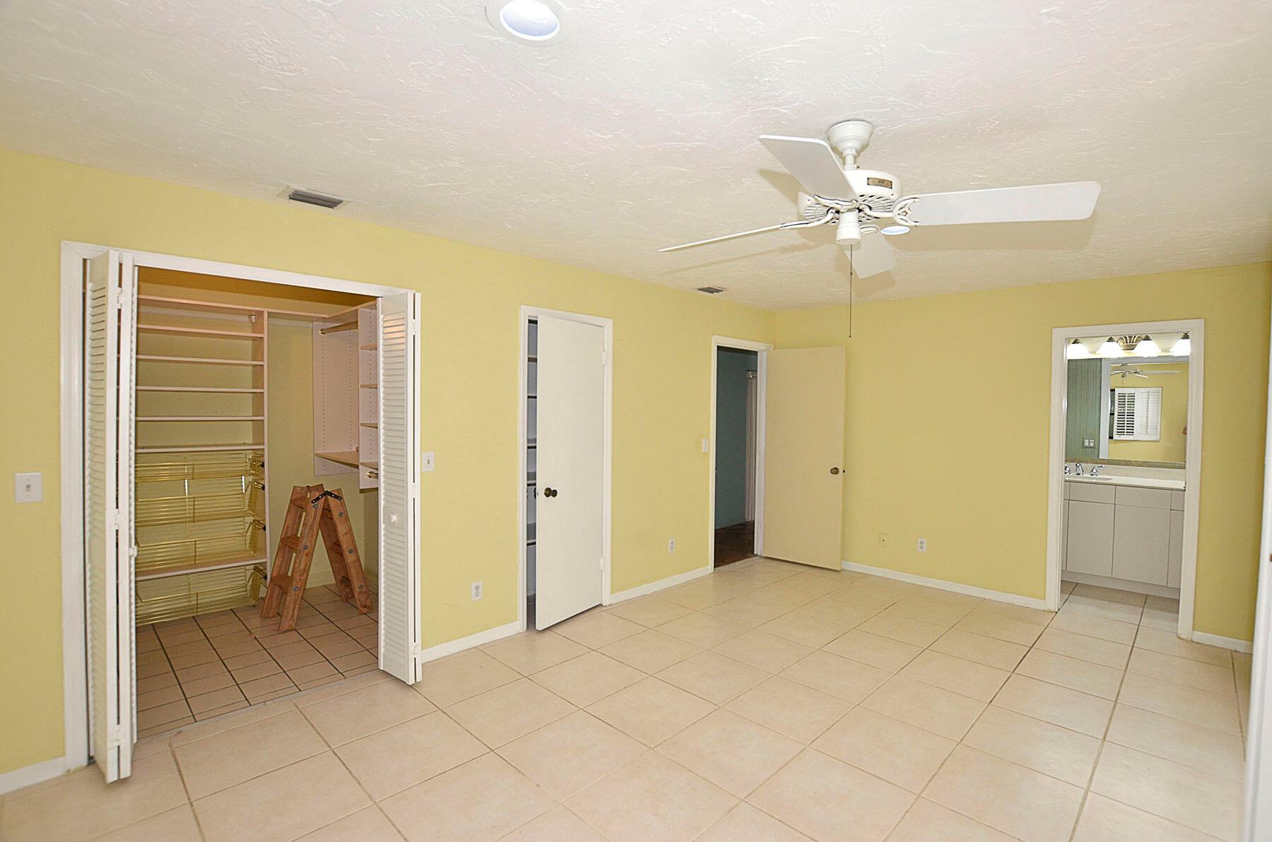 PINEWOOD LANE - Residential