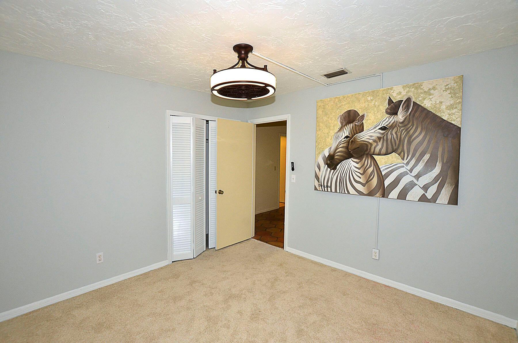 PINEWOOD LANE - Residential