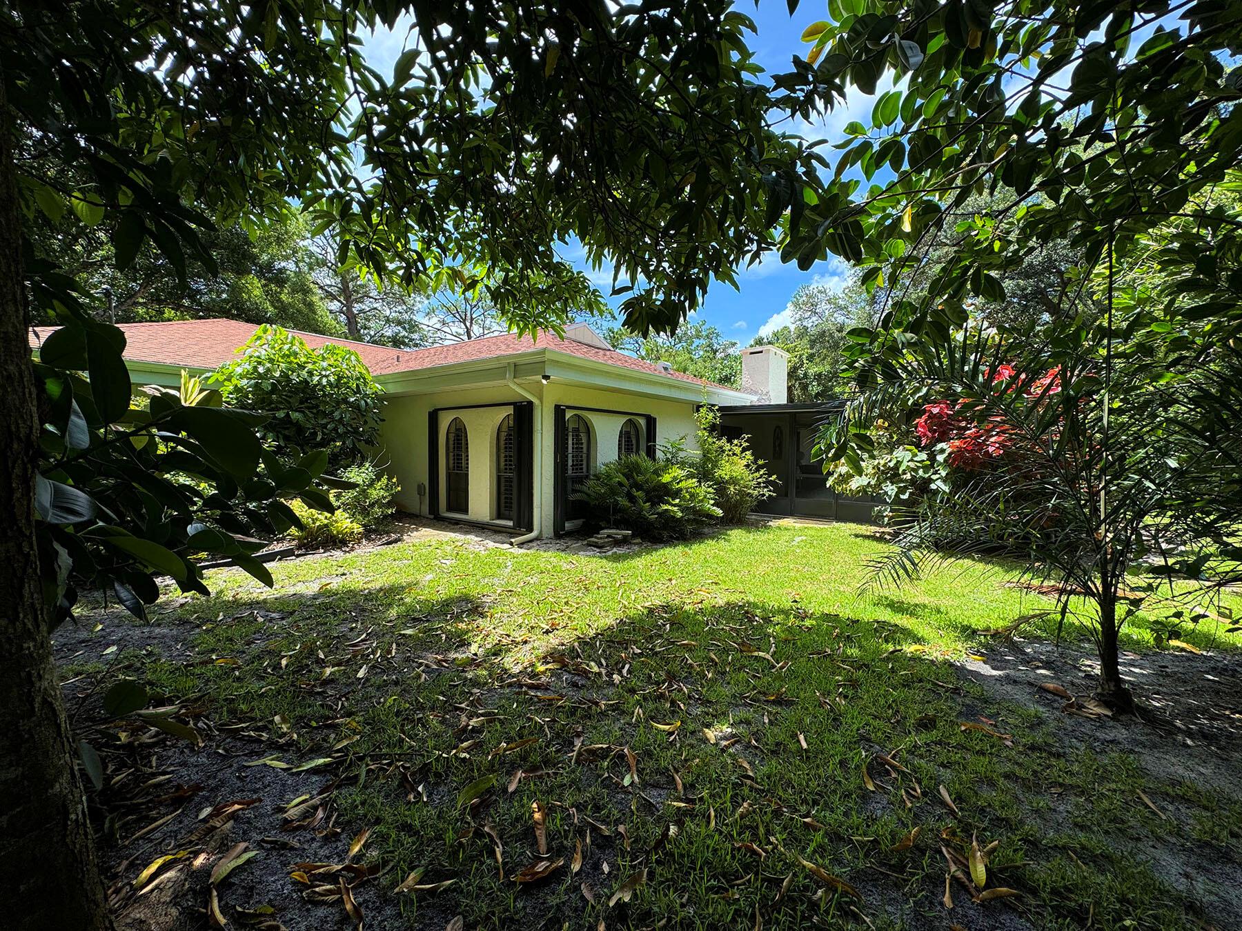 PINEWOOD LANE - Residential