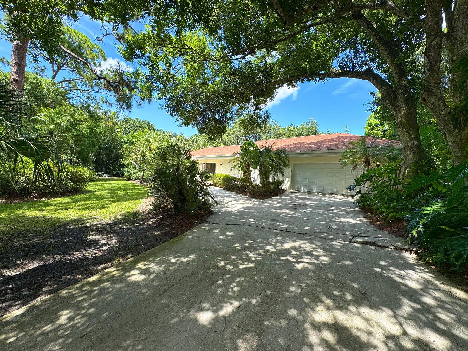 PINEWOOD LANE - Residential